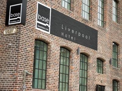 Base2stay Liverpool Building