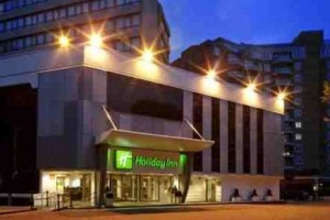 The Holiday Inn Kensington is the largest Holiday Inn in the world!
