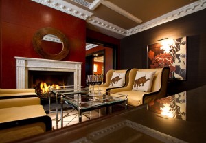 The famous Caxton Bar where Churchill delivered his speeches