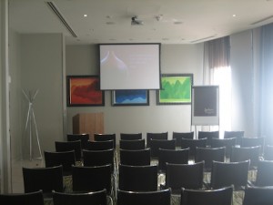 The hotel's meeting spaces, like Private Room 1 and 2, are adaptable and many so they can accommodate meetings with different number of attendees.