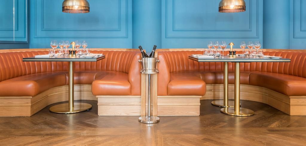 trafalgar dining